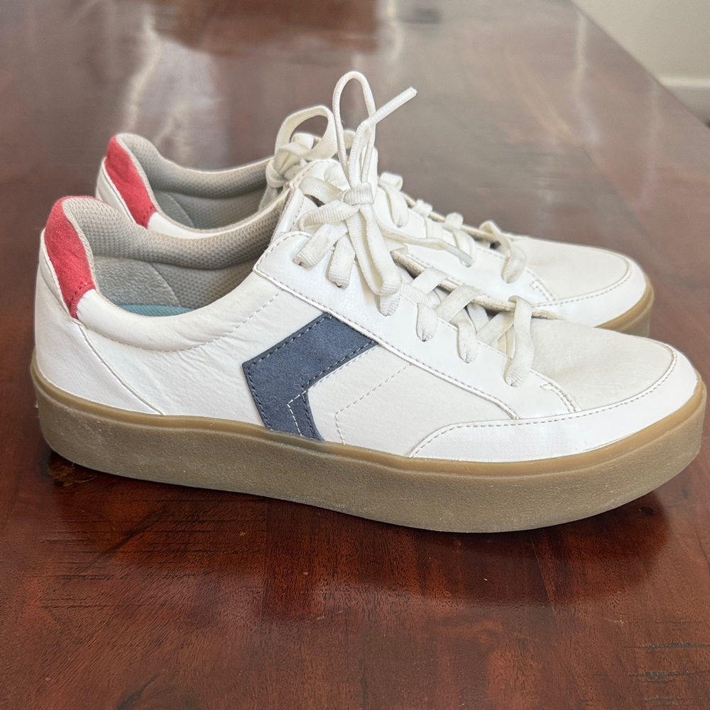 Dr Scholl’s Madison Lace White Sneakers with Red and Blue Accents